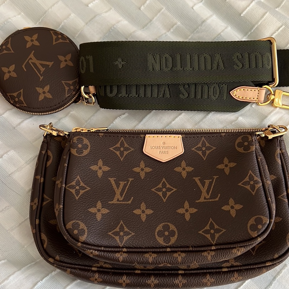 Louis Vuitton Multi Pouchette